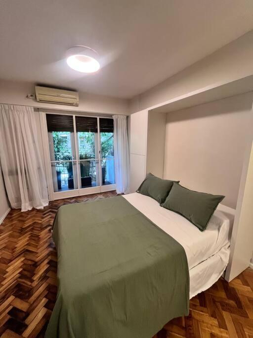 Apartamento Modern And Cozy Apt, Wifi Hv, Spacious Kitchen *