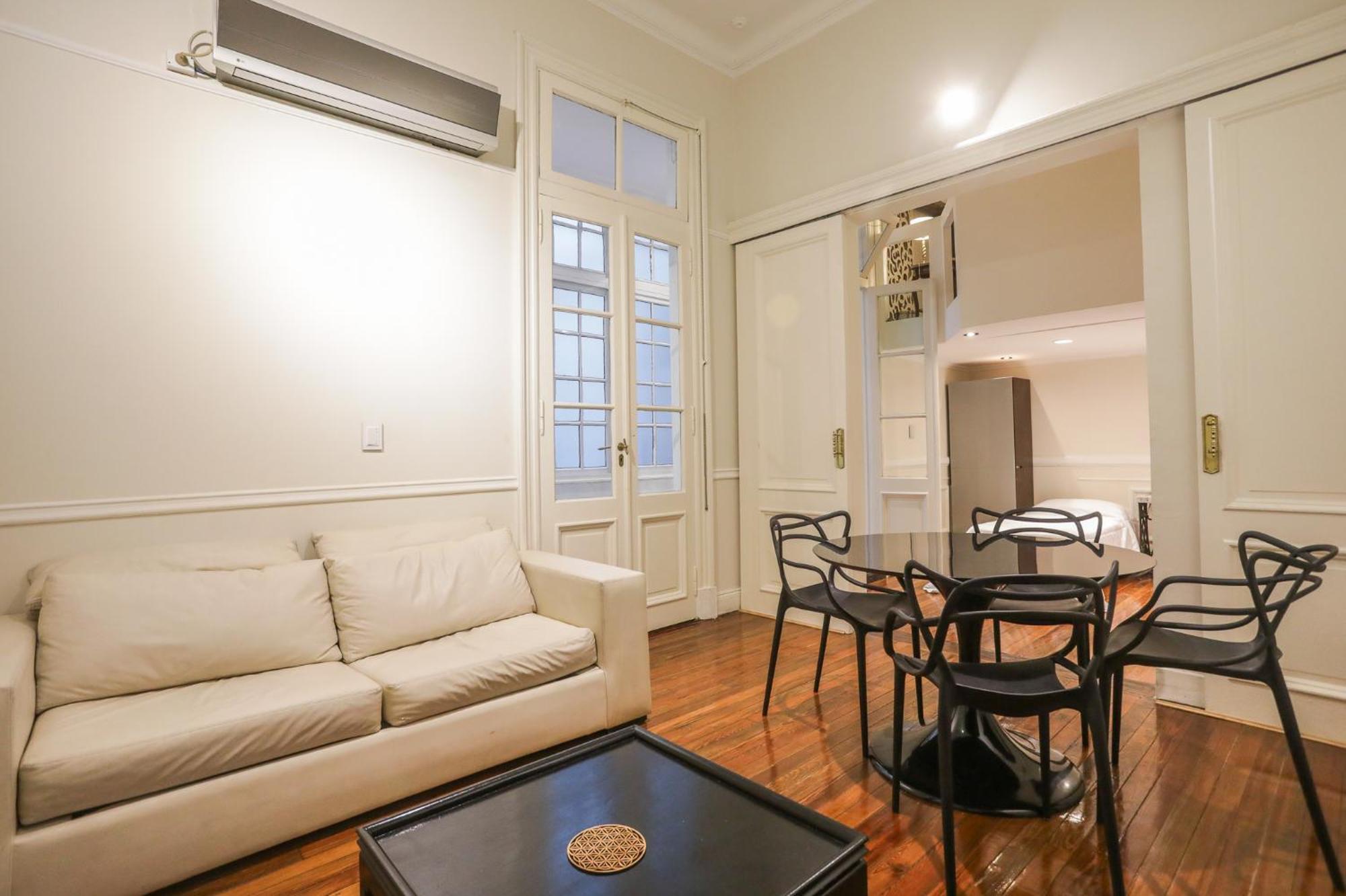 Apartamento San Martin Al 900 *