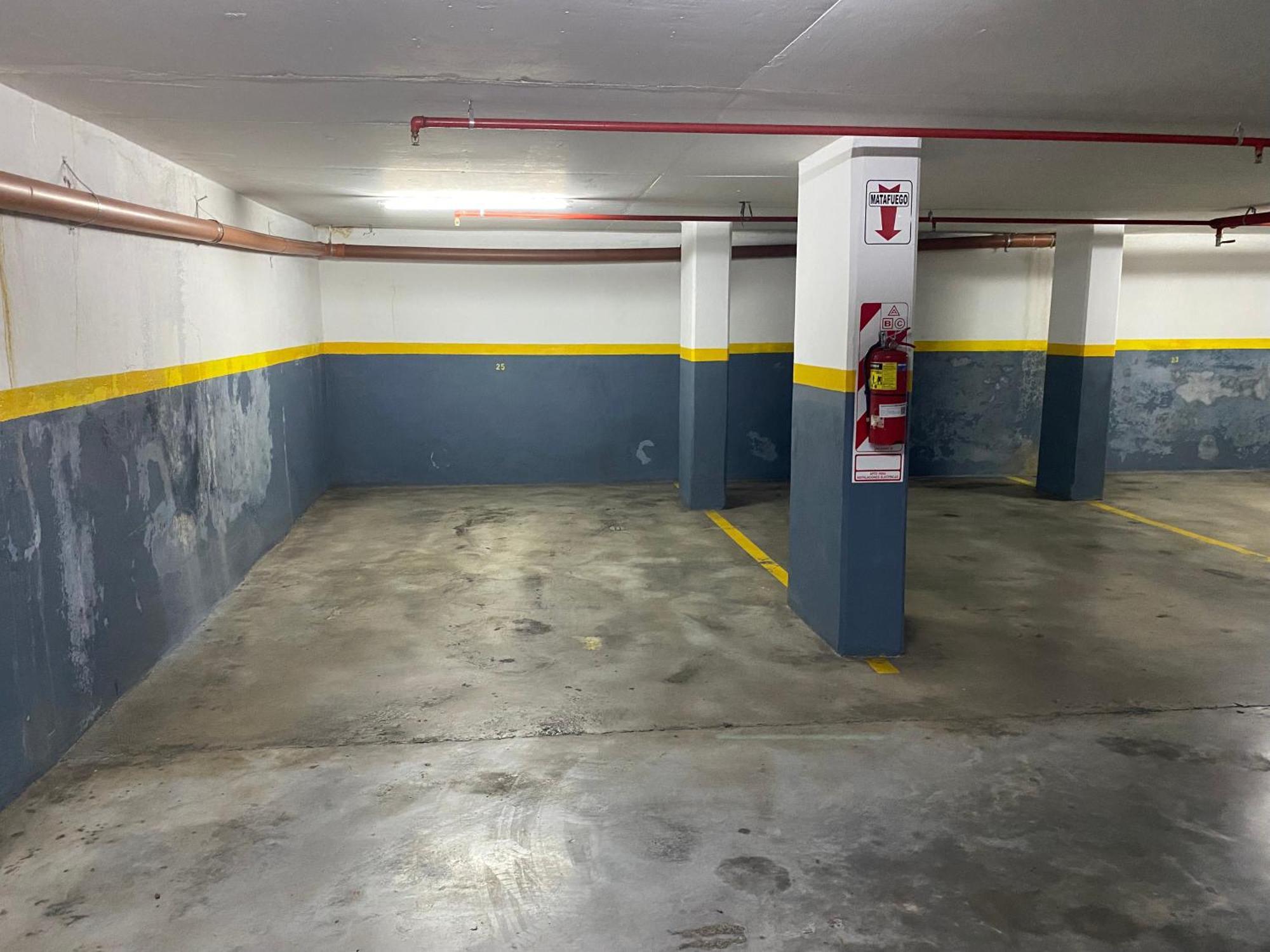 Centrico Y Moderno Con Balcon, Piscina, Gimnasio Y Laundry