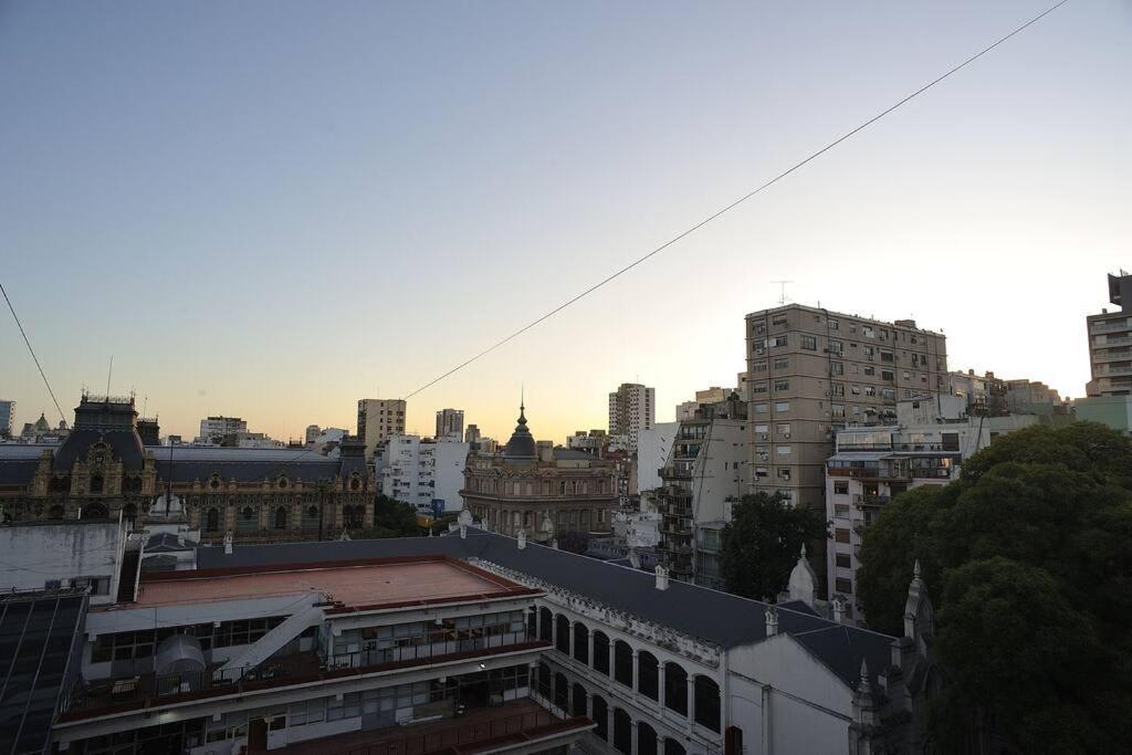Con Vista Al Cielo Porteno *