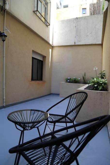Departamento En El Centro De Con Terraza * Ciudad Autónoma de Buenos Aires