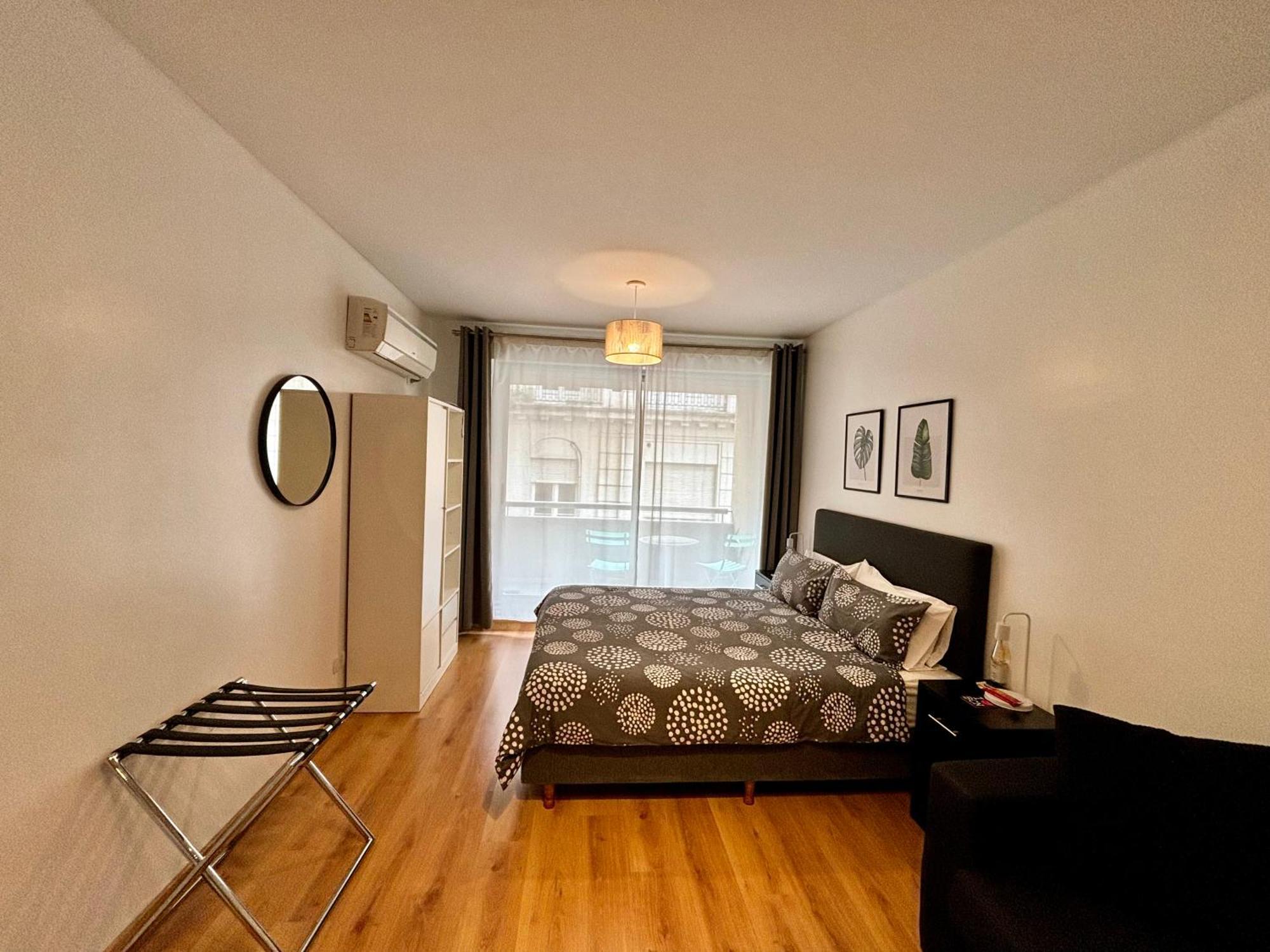 Centrico Y Moderno Con Balcon, Piscina, Gimnasio Y Laundry * Buenos Aires
