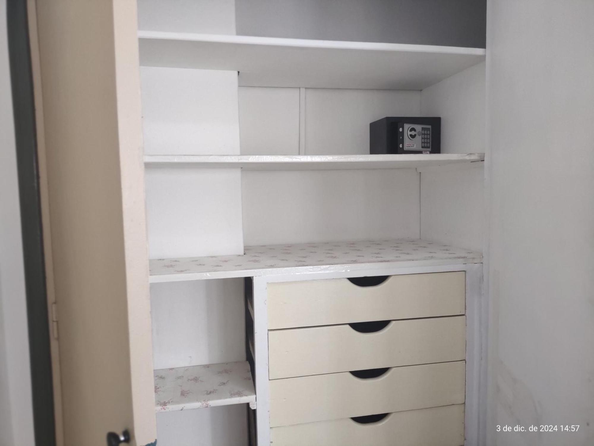 Ciudad Autonoma De Buenos Aires, , En Vivienda Familiar Habitación en casa particular