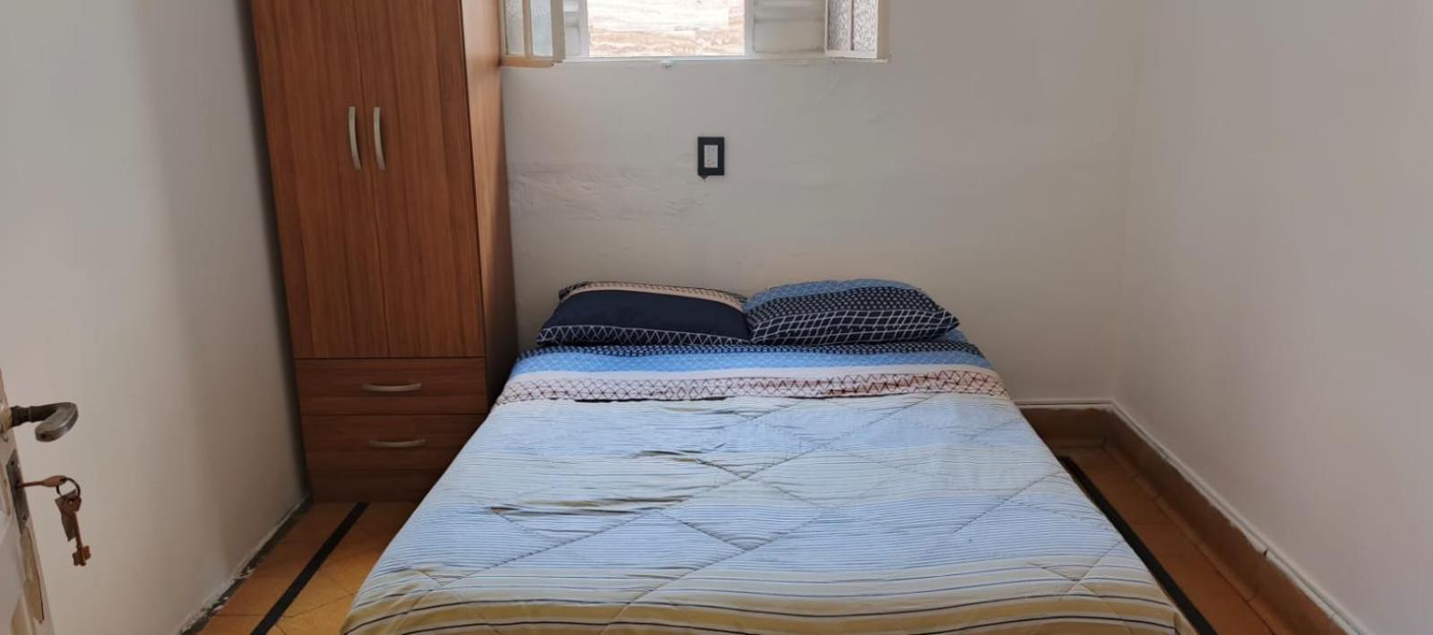 Downtown Morenas Hostal *