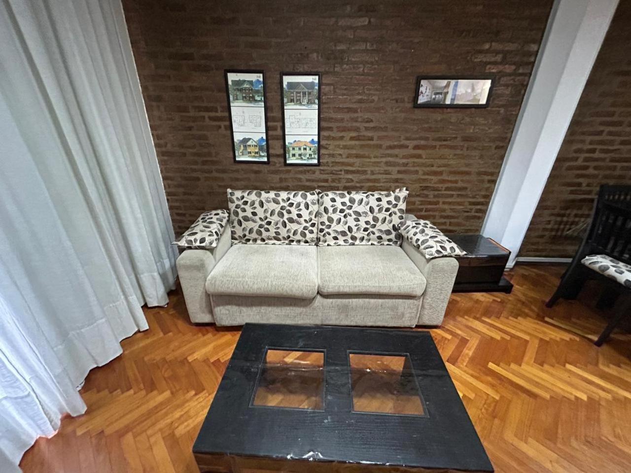 Exelente * Ciudad Autónoma de Buenos Aires