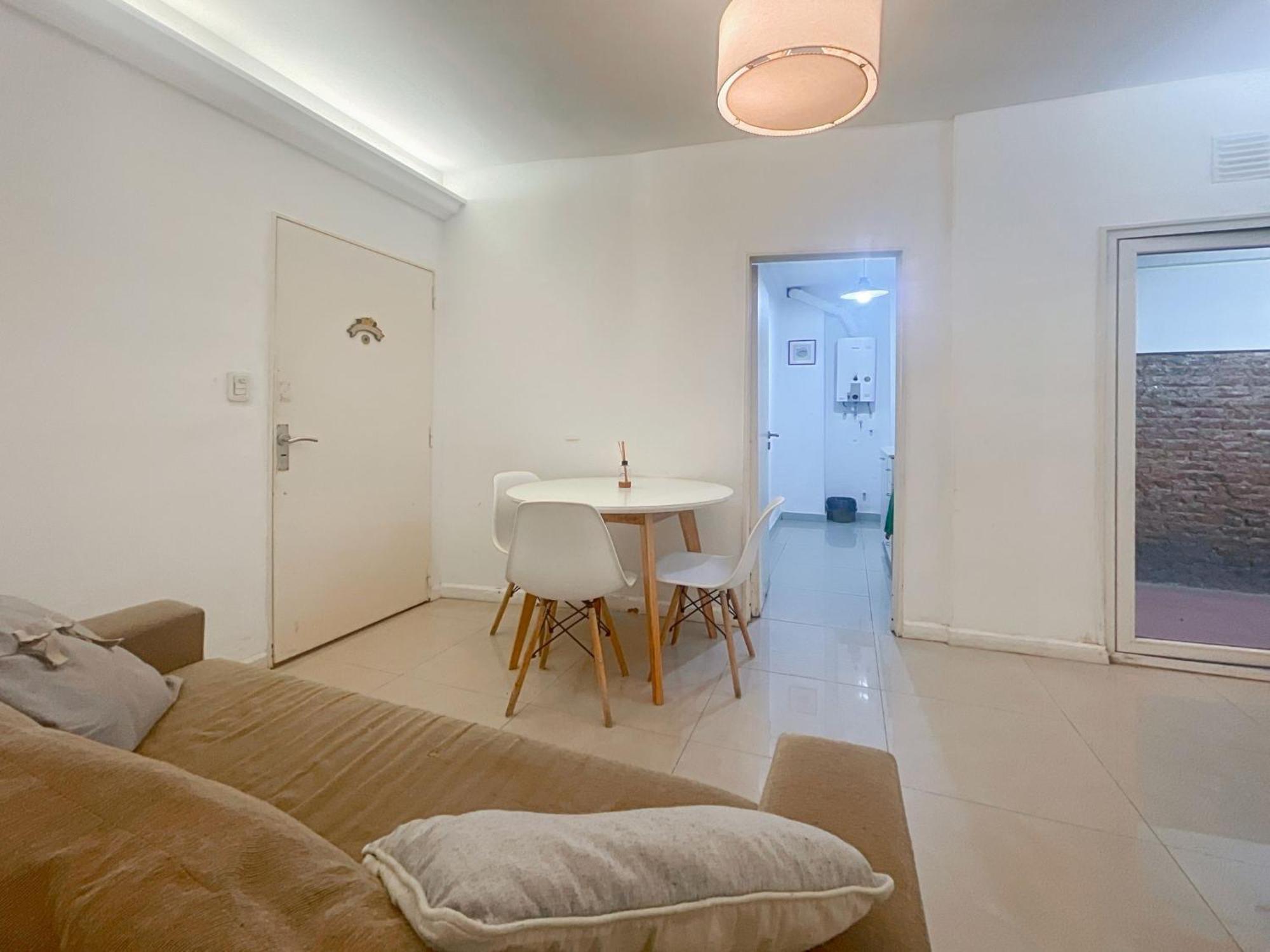 Apartment Charming With Patio In Colegiales *