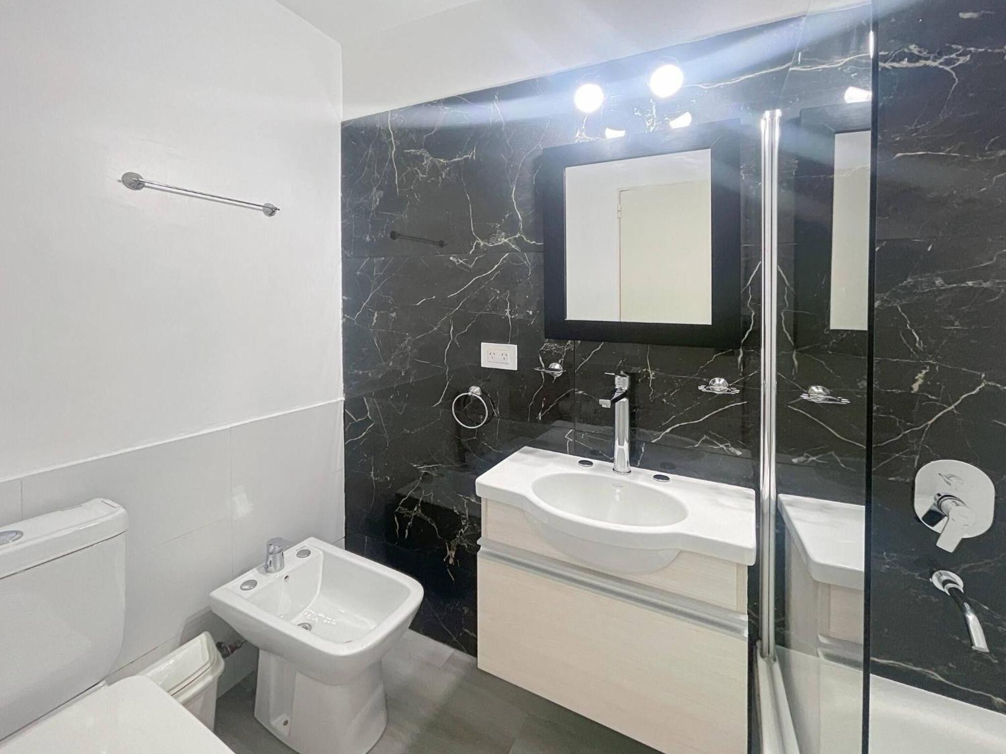 Charming In Recoleta - Ideal For Short-term *