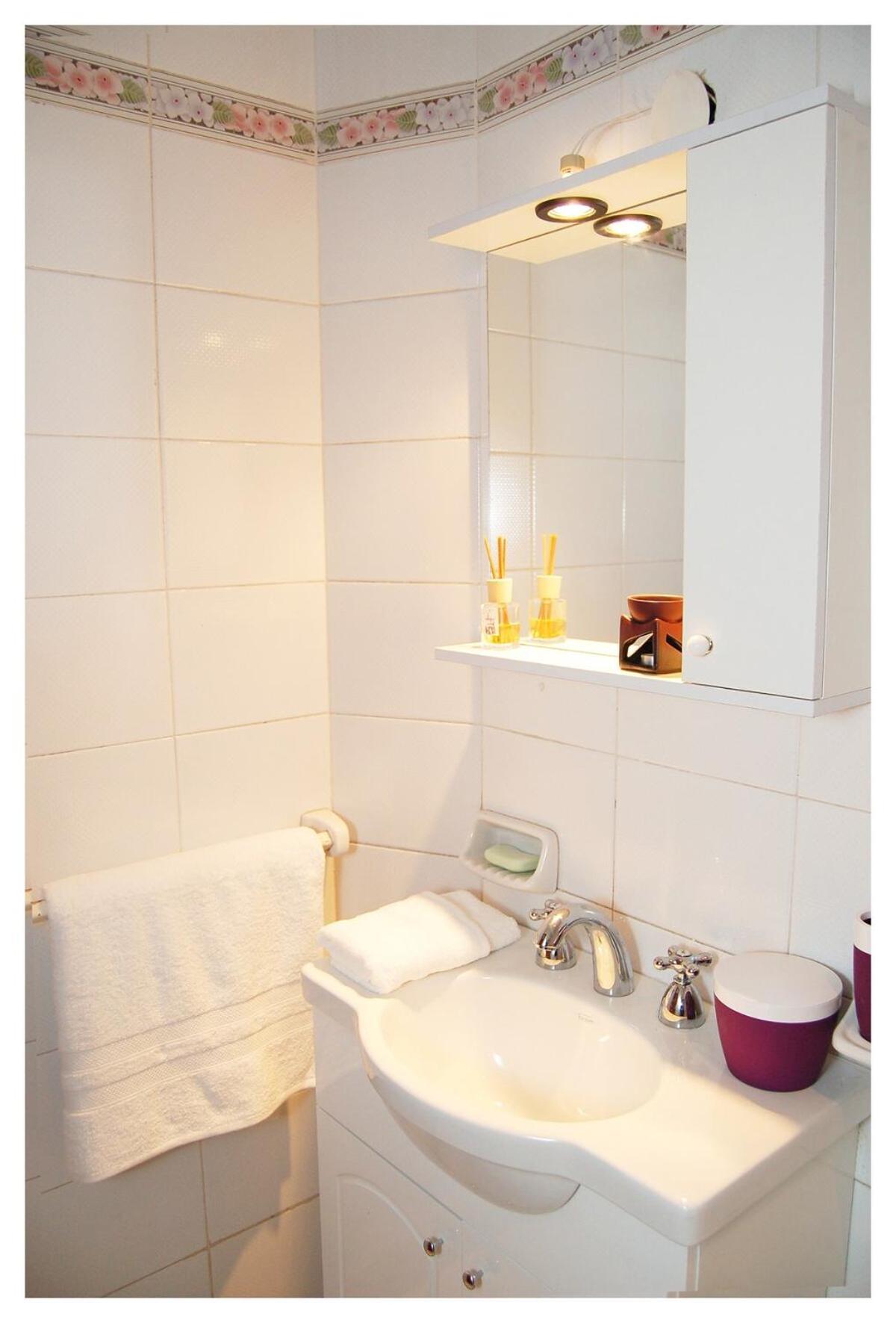A Metros De Calle Florida, Con Patio Apartamento *