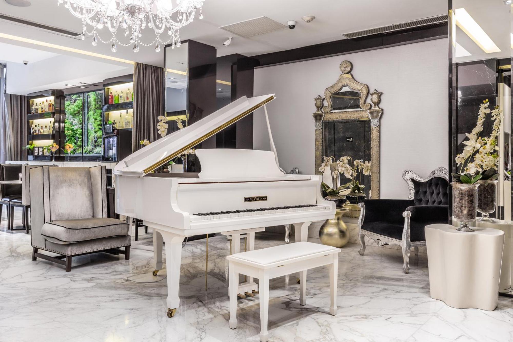1828 Smart Boutique 4*