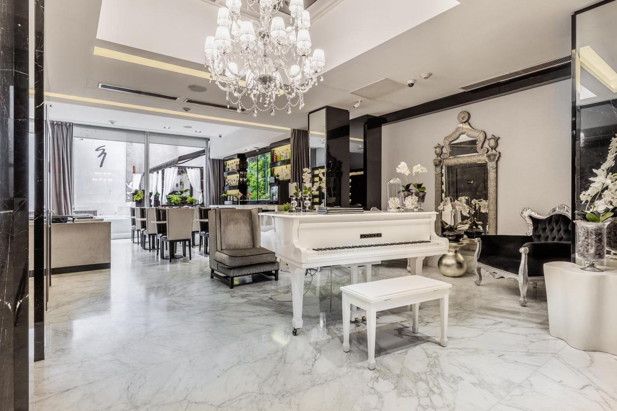 1828 Smart Boutique Hotel