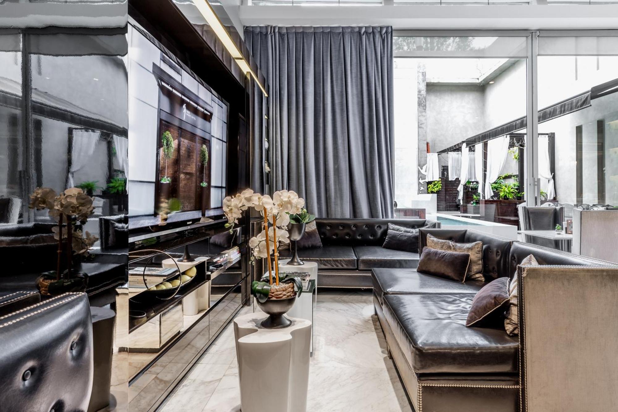 1828 Smart Boutique Hotel 4*