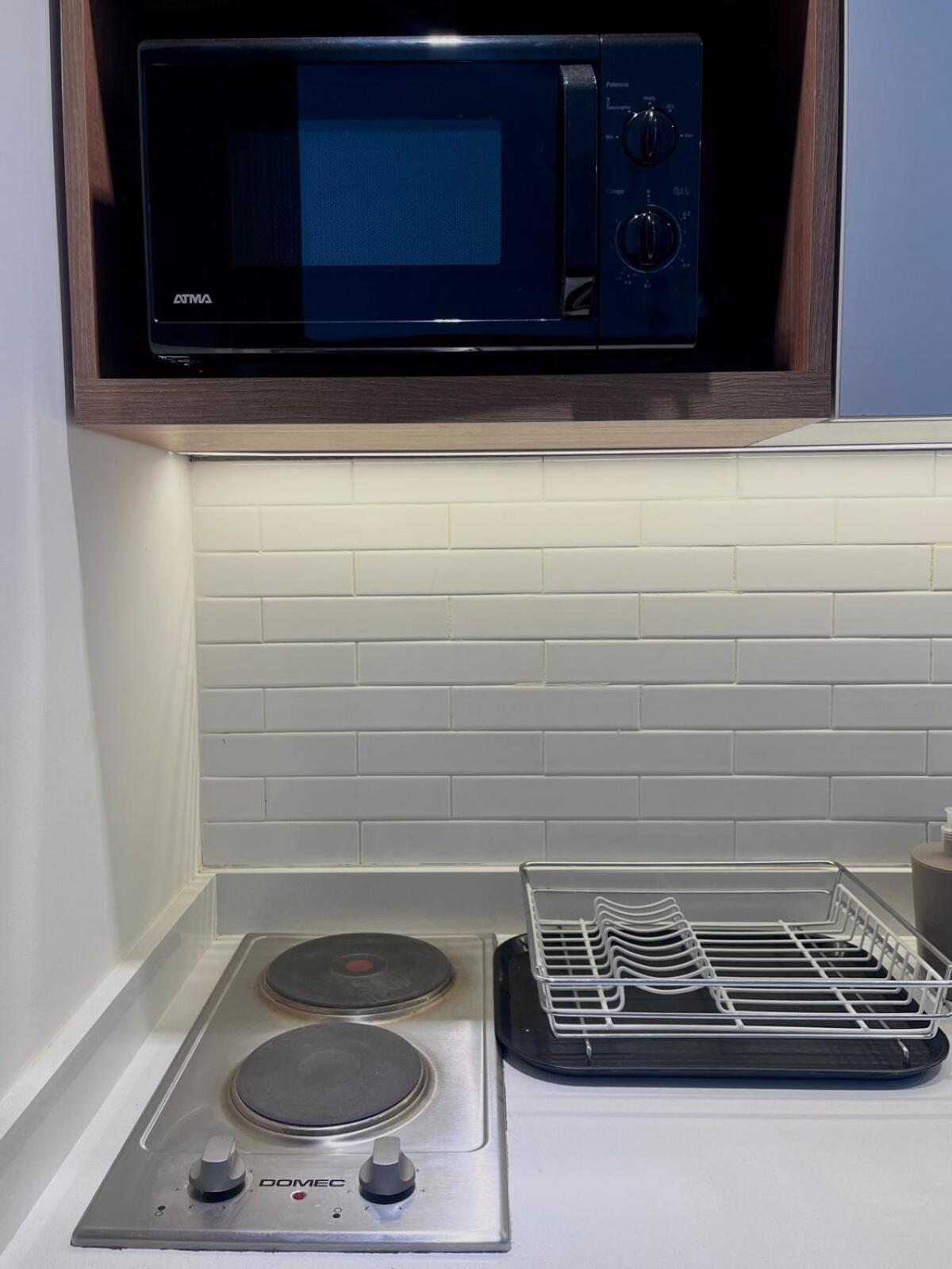 Hollywood Premium Suite, Pool, Cowork Wifi Hp, Pkg *