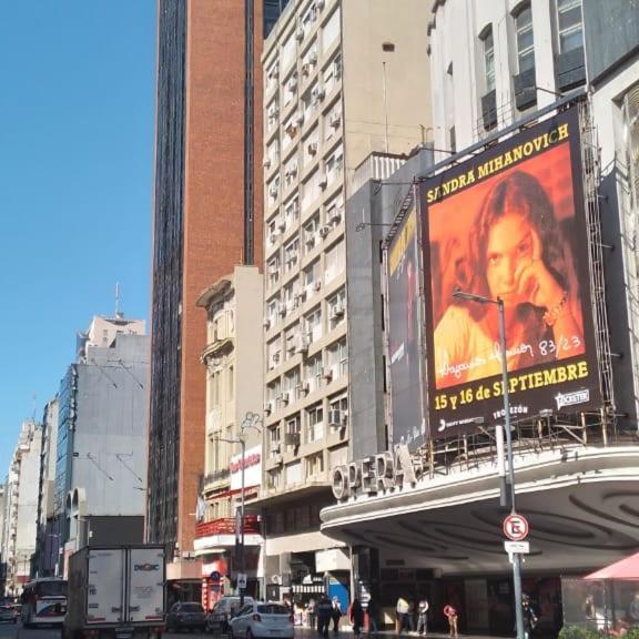 Calle Corrientes Ciudad Autónoma de Buenos Aires