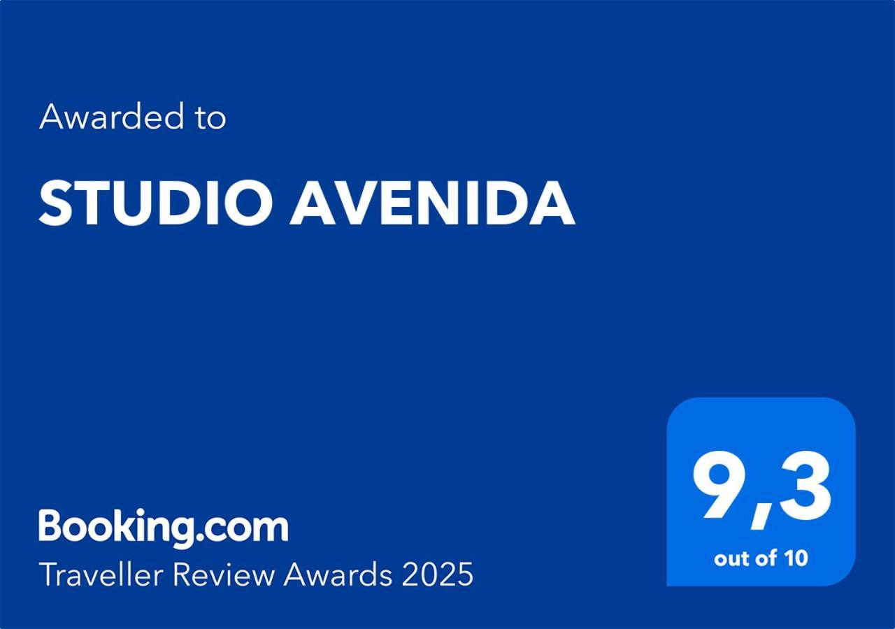 Avenida Apartamento *
