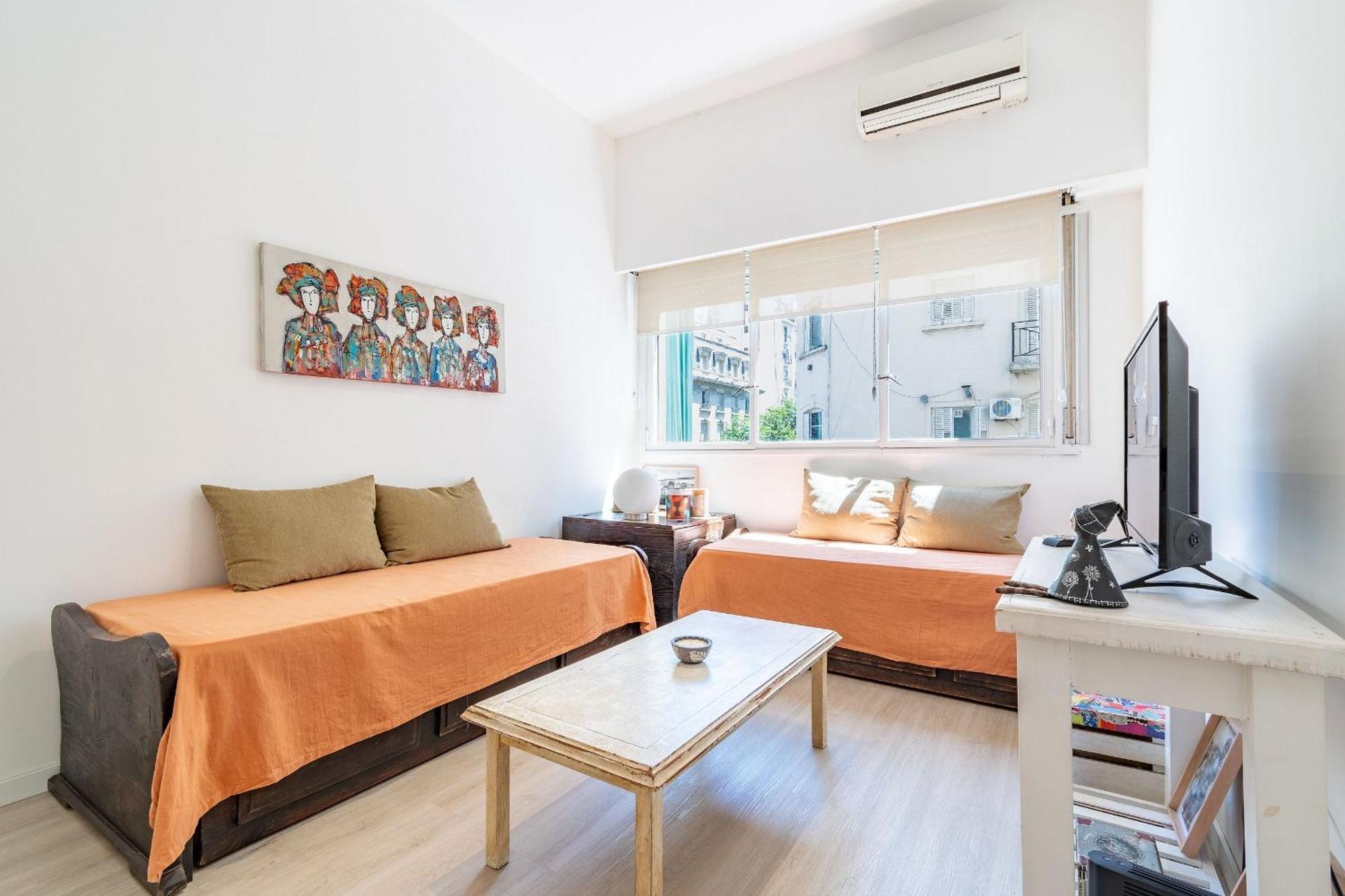 Apartamento Amplio Y Luminoso Departamento En Recoleta *