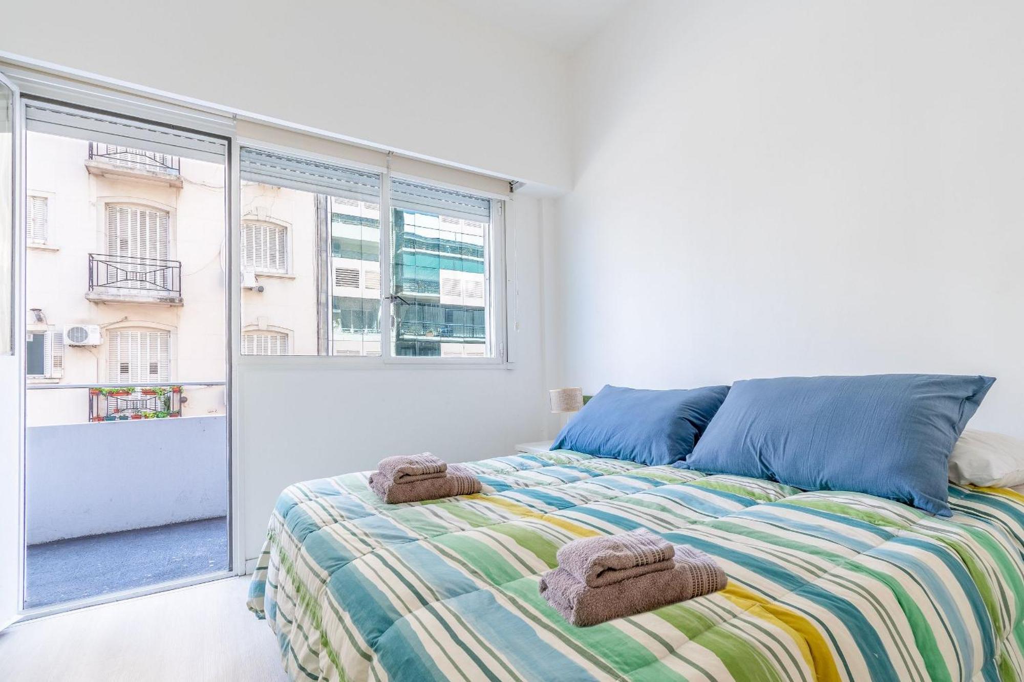 Apartamento Amplio Y Luminoso Departamento En Recoleta *