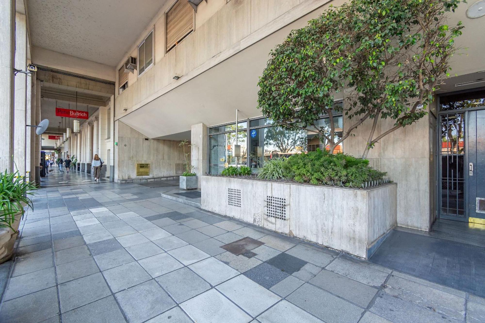 Impecable Estudio En Retiro, En Av. Libertador Ciudad Autónoma de Buenos Aires