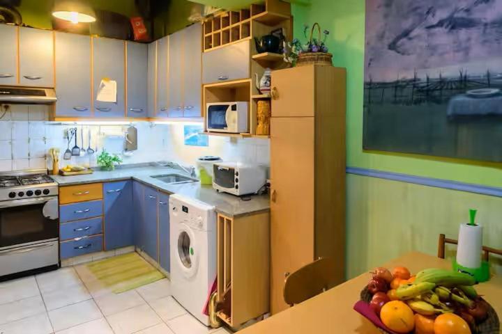 Residencia Sarandi, Grades Cuartos Privados En Habitación en casa particular