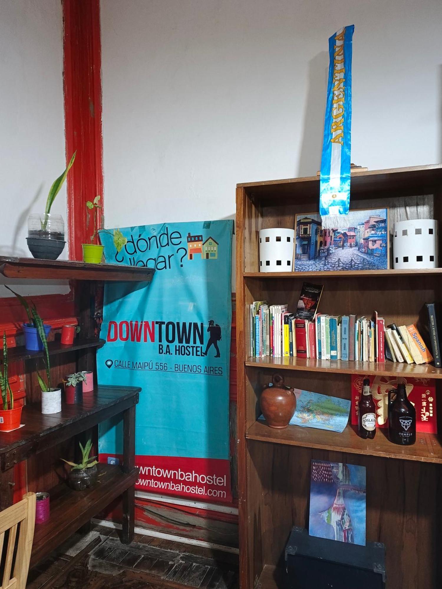 Downtown Morenas Hostal *
