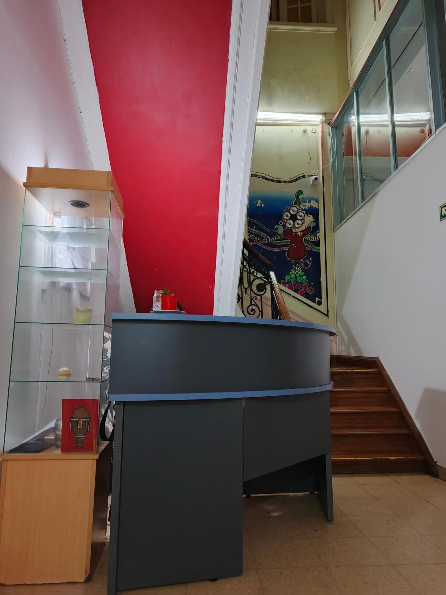 Downtown Morenas Hostal