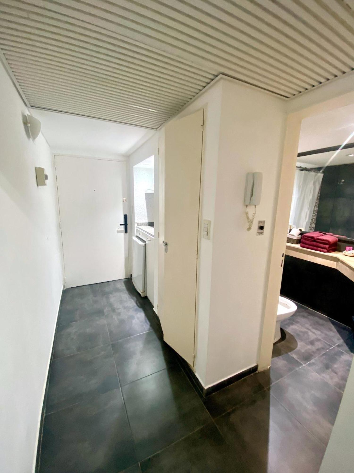 Apartamento Reina Obelisco, *