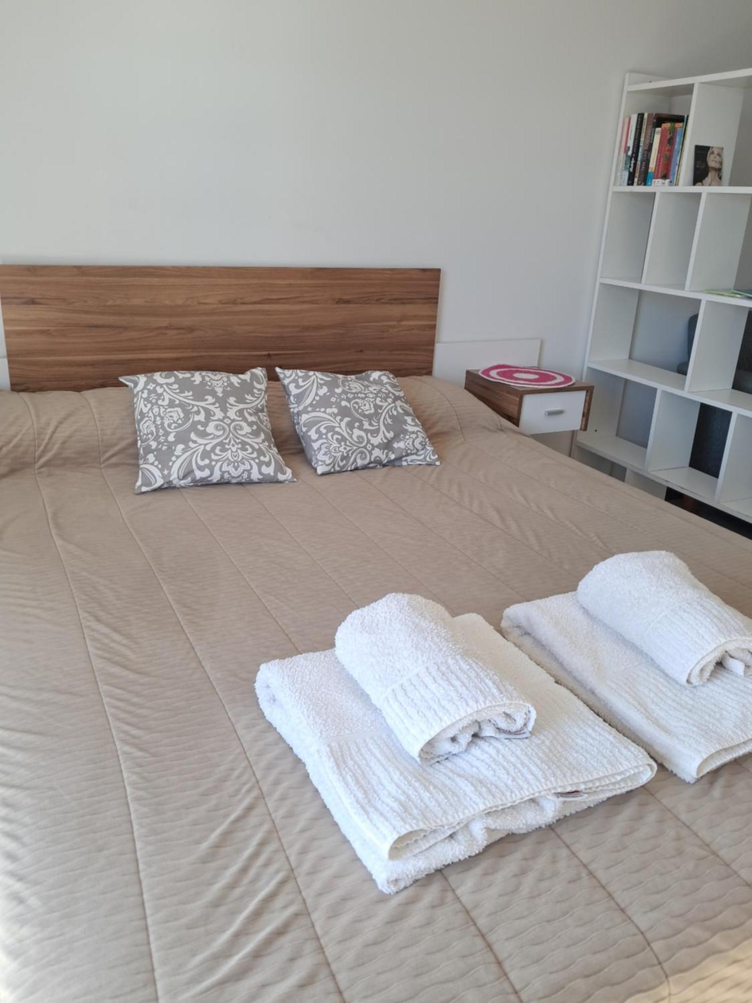 Moderno, Con Wifi 100mg, Netflix Y Balcón Con Vista Abierta Apartamento Ciudad Autónoma de Buenos Aires