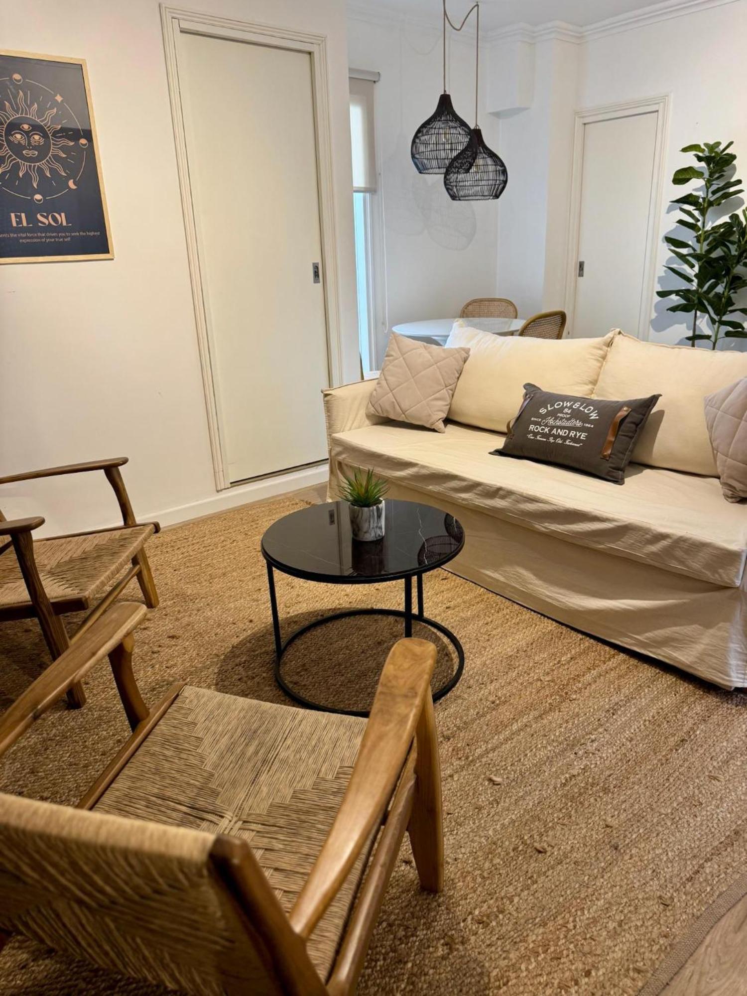 Luxury Libertador Apartamento *