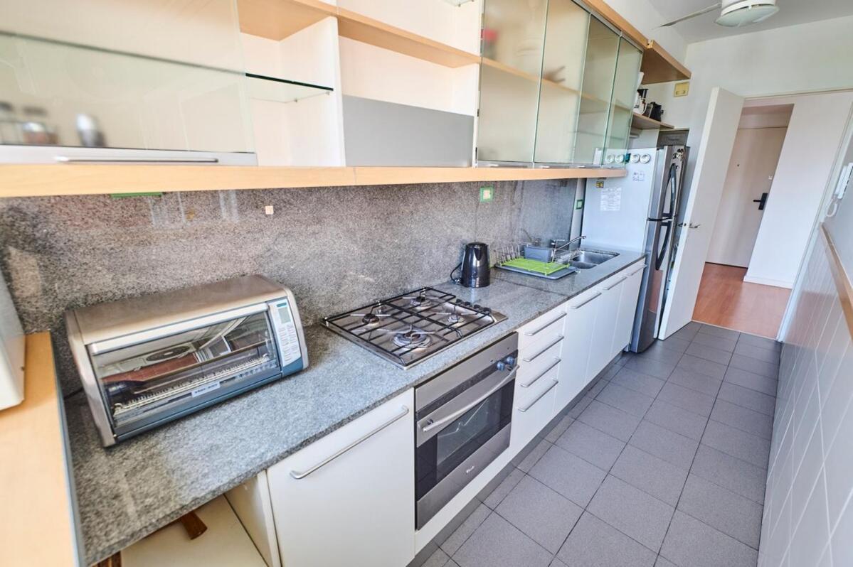 Ayres De Nunez 5 Stars * Buenos Aires