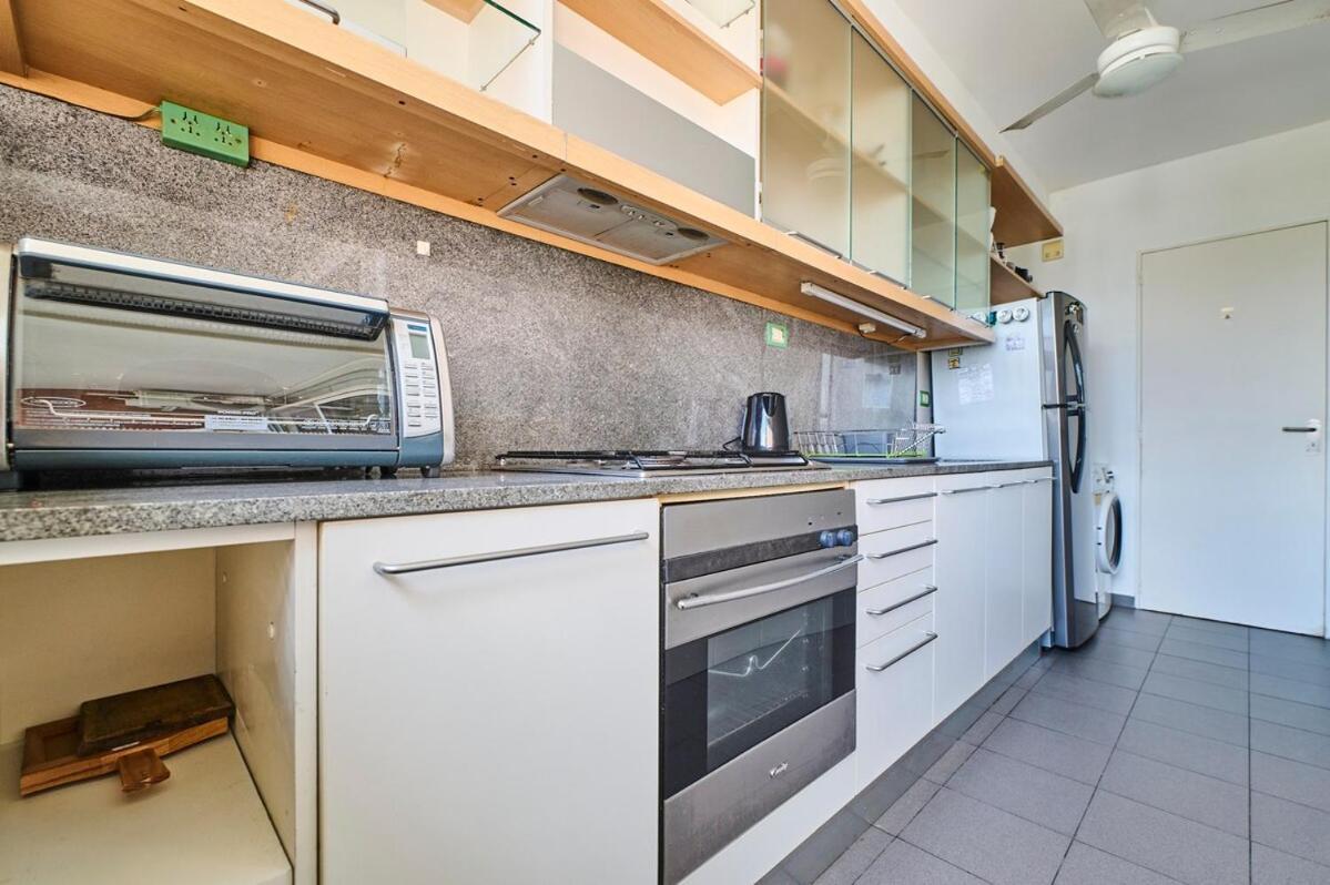 Ayres De Nunez 5 Stars * Buenos Aires