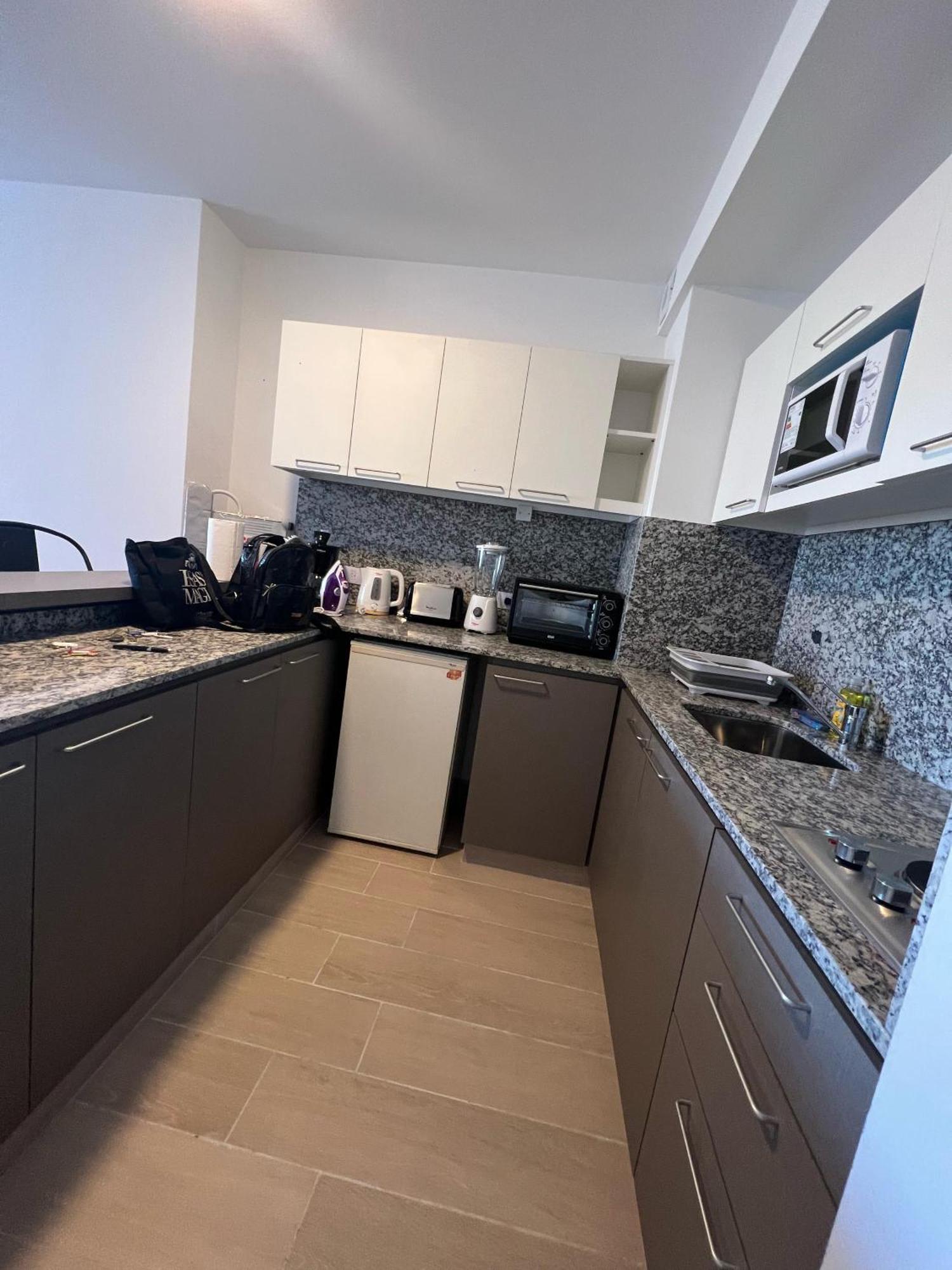 Apartamento Con Amenities Zona Hospital Italiamo 6 *