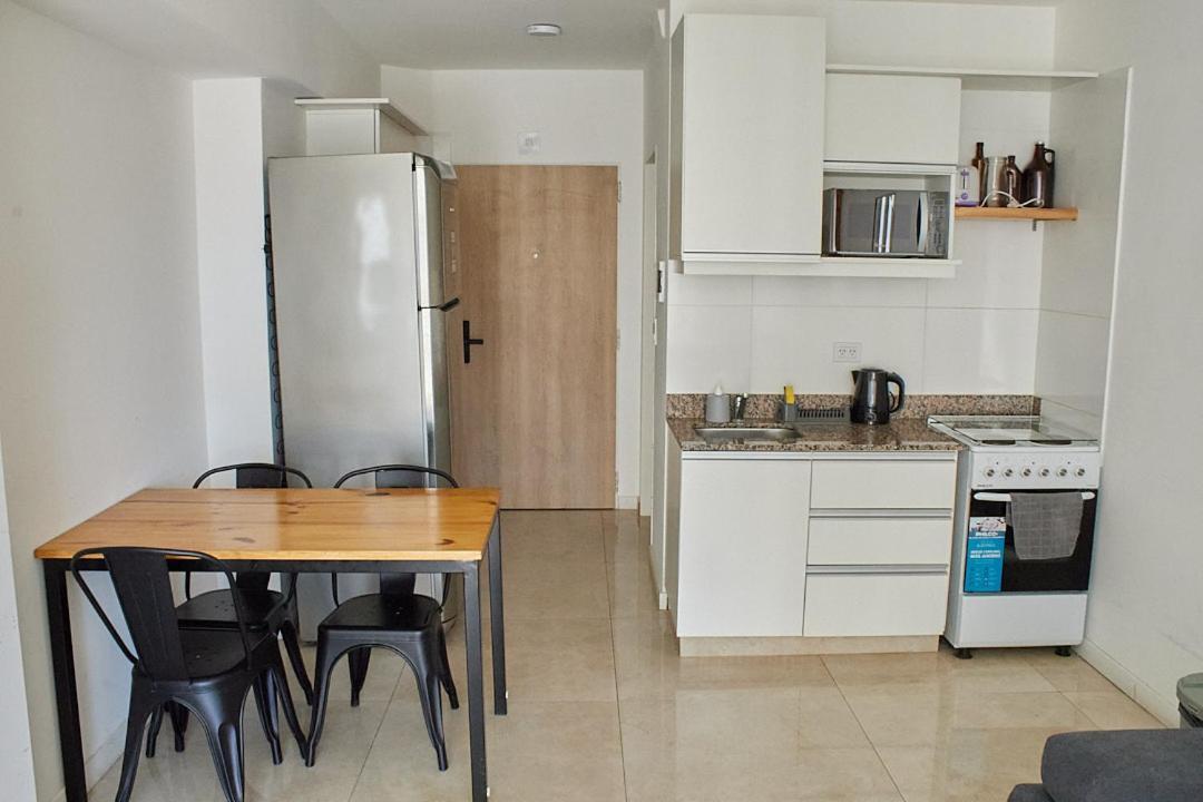 Apartamento Monomabiente Muy Bien Ubicado 2 O 3 Personas