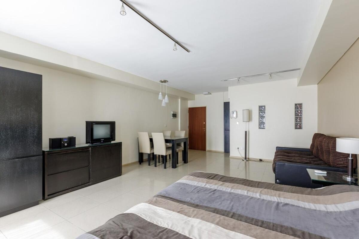 Apartamento Avenida Corrientes Y Avenida 9 De Julio!! 1 *