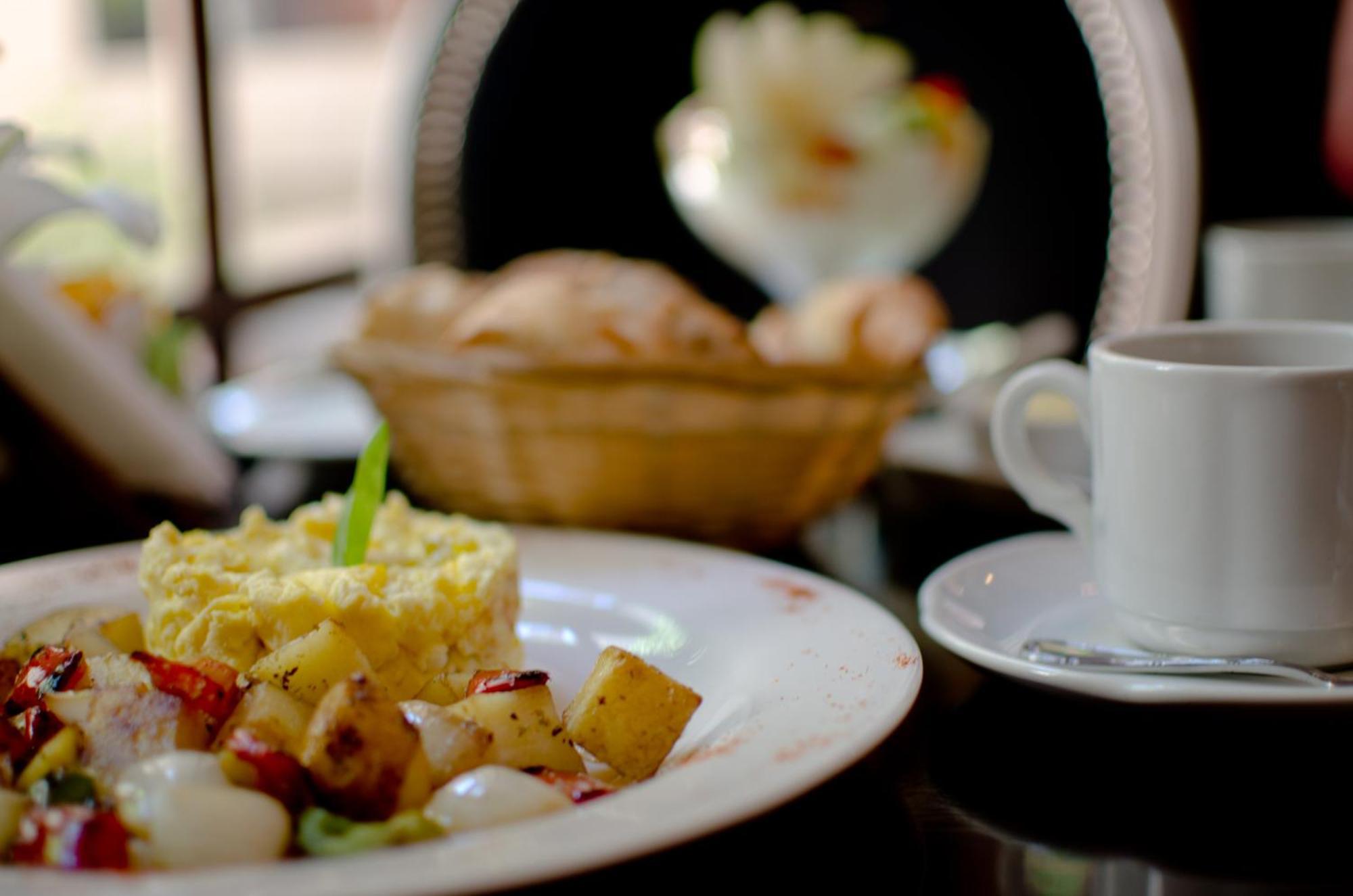 Miravida Soho & Wine Bar Hotel 3*