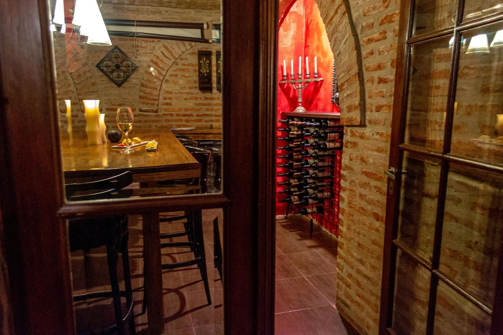 Miravida Soho & Wine Bar Hotel 3*