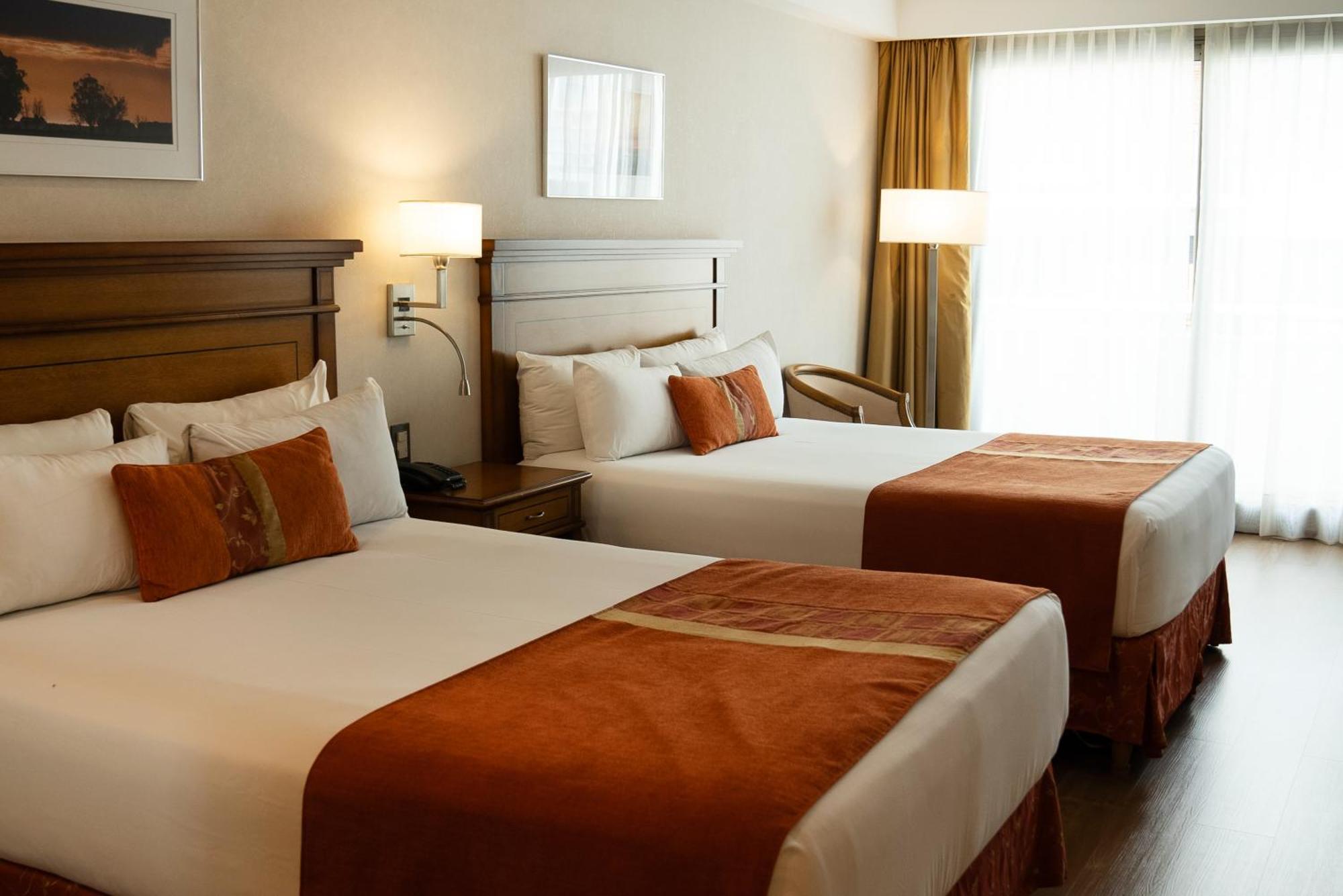 Blank Recoleta Hotel 4*