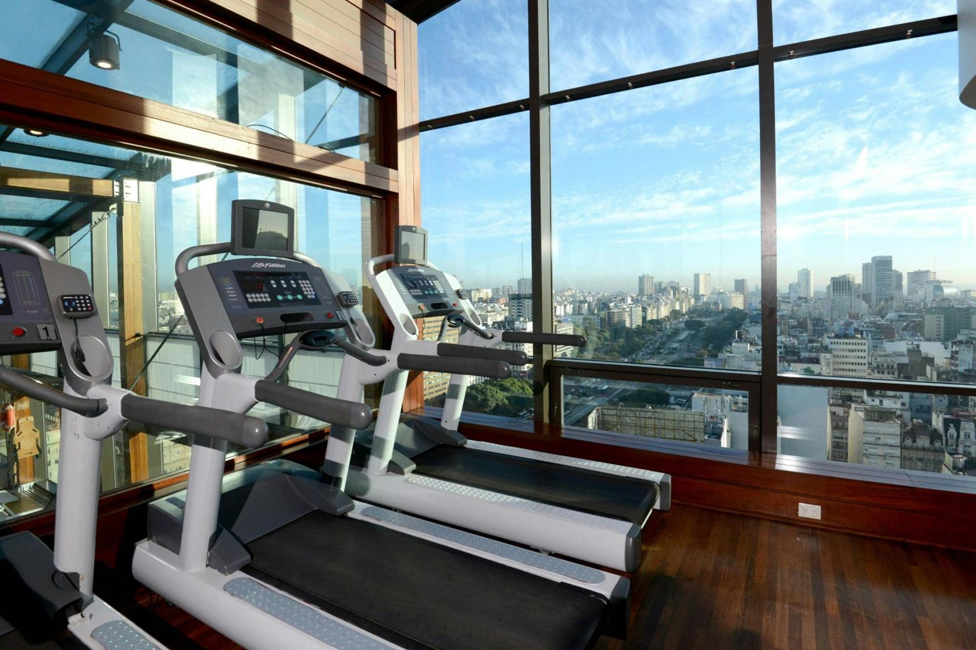 Marriott Hotel 5*