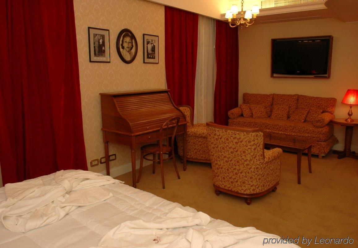 Tanguero Boutique Antique Hotel 4*