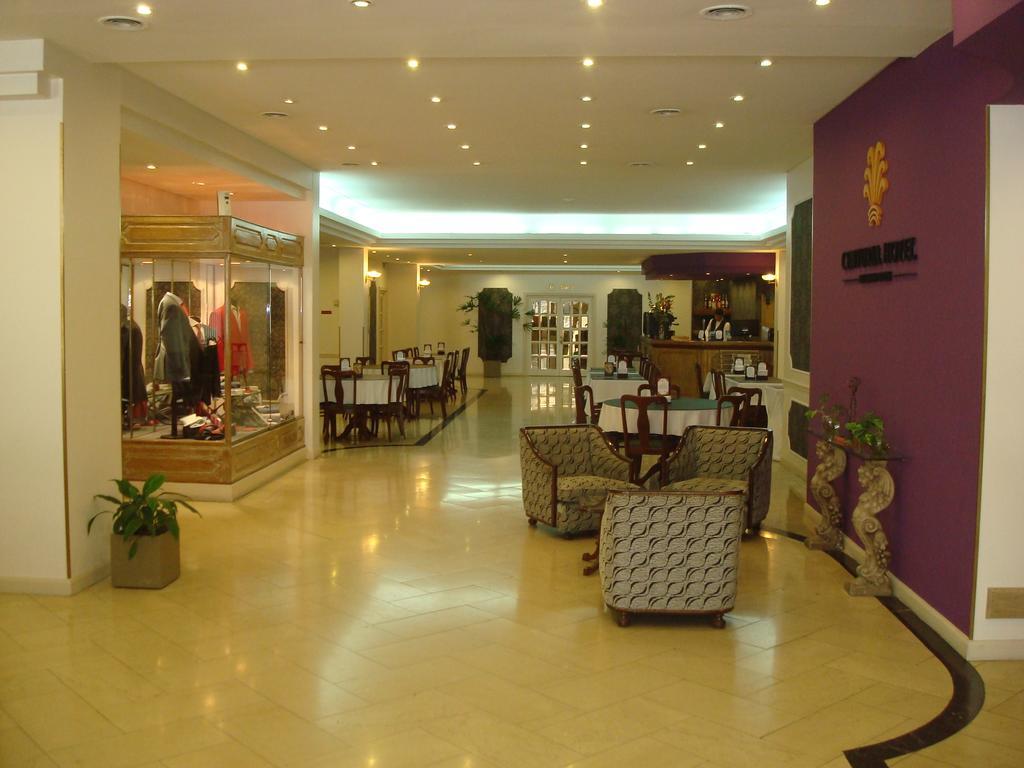 Centuria 4*
