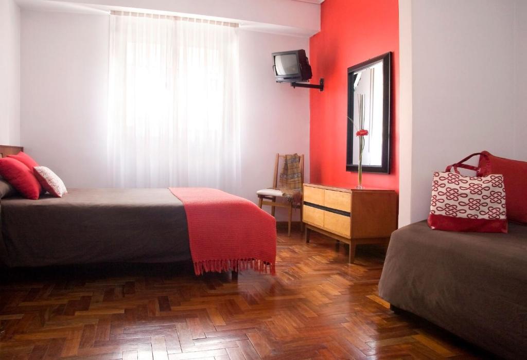 Petit Recoleta Hotel 2*