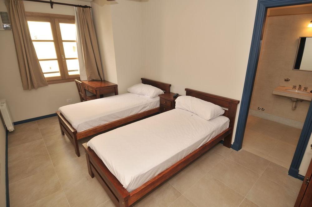 Entis Residencia Universitaria 2*