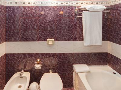 Cuatro Reyes Hotel 4*
