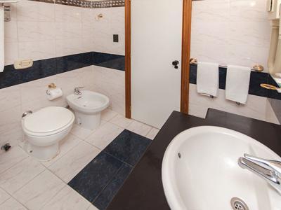 Cuatro Reyes 4* Ciudad Autónoma de Buenos Aires
