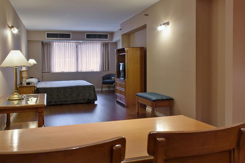Hotel Up América Plaza