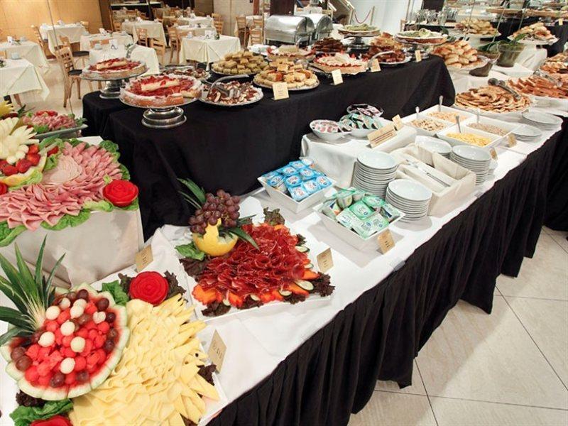 Hotel Dolmen 4*