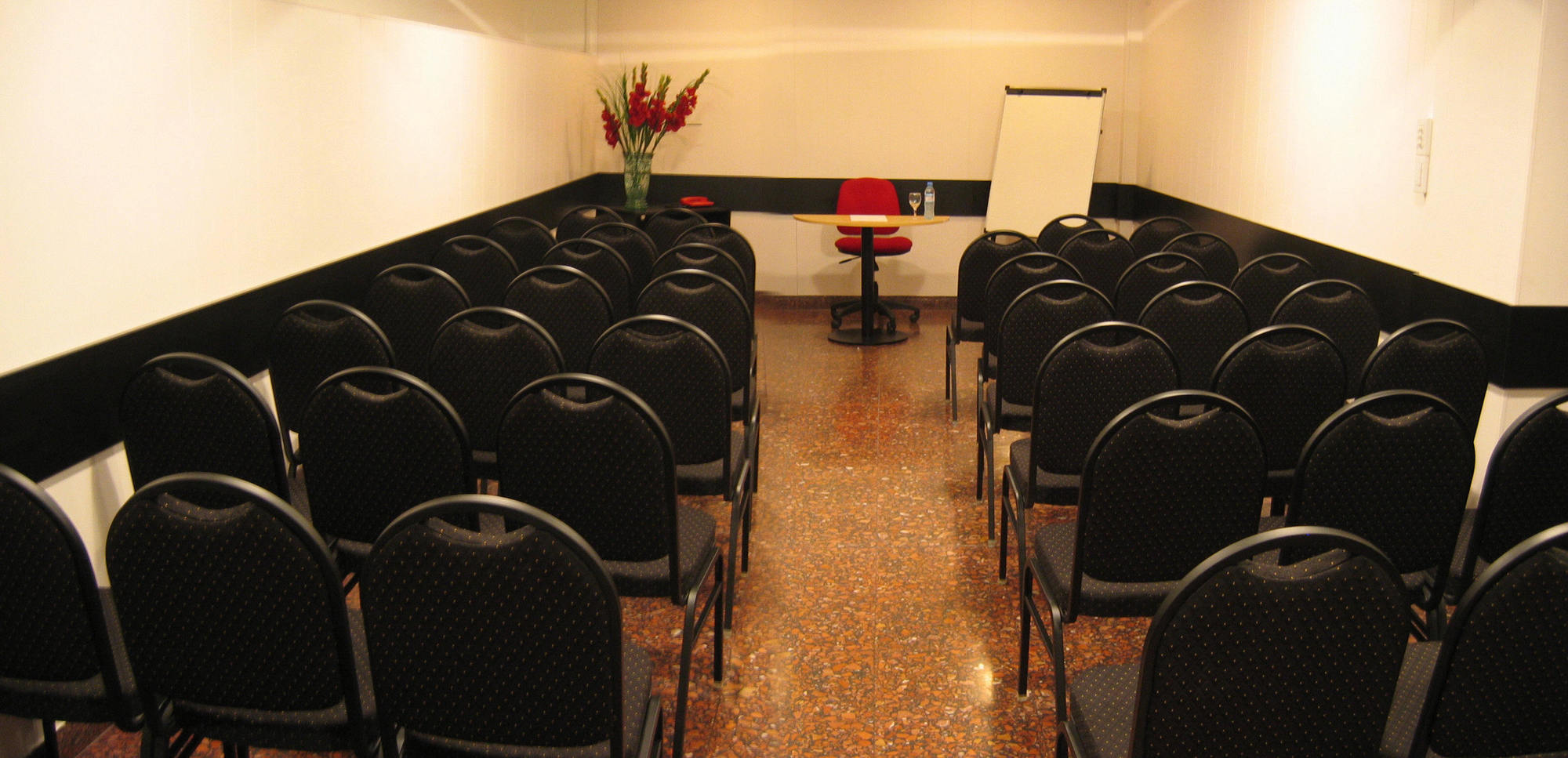 Plaza Roma Hotel 3*