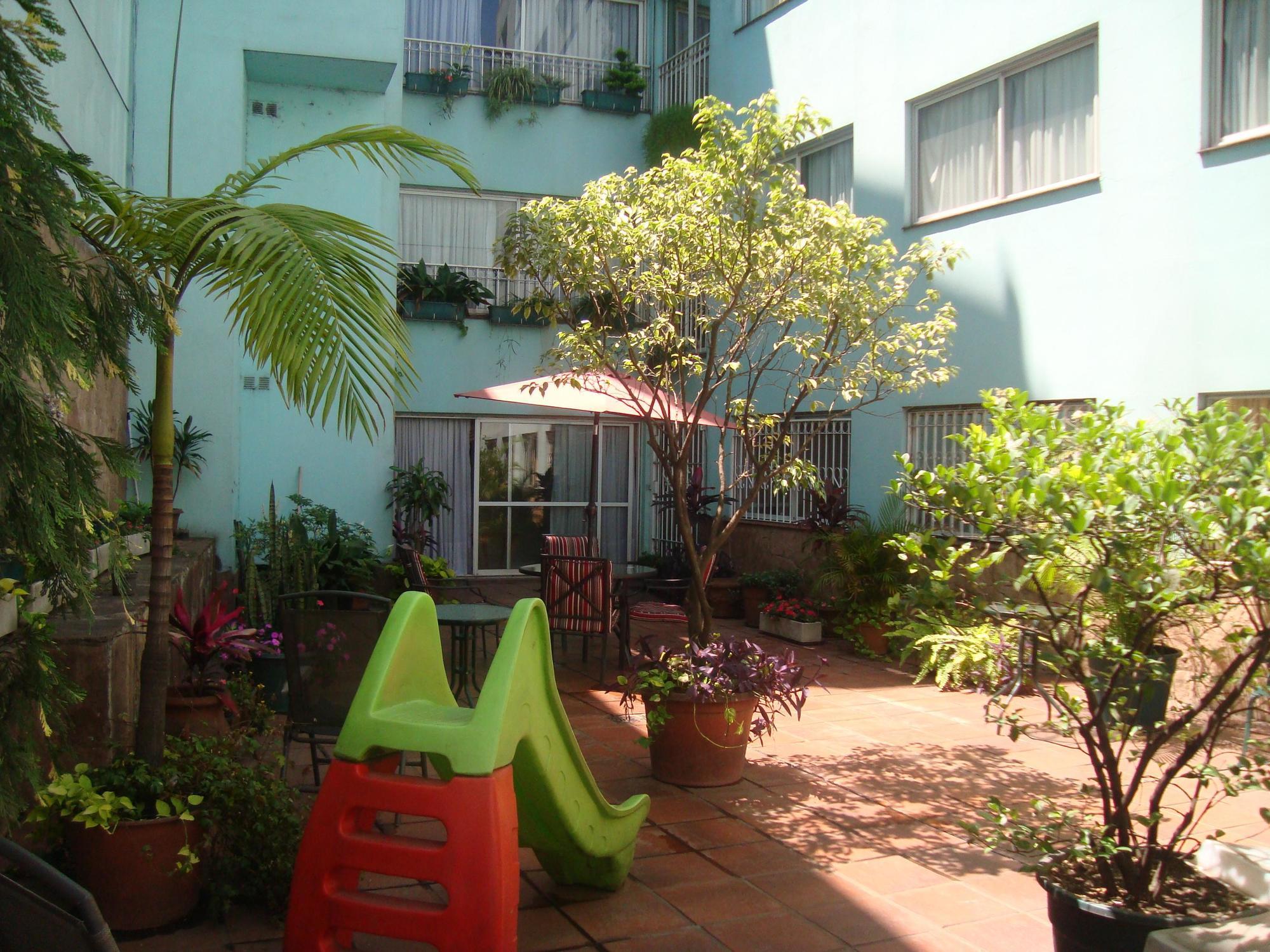 Luey Hotel 3*