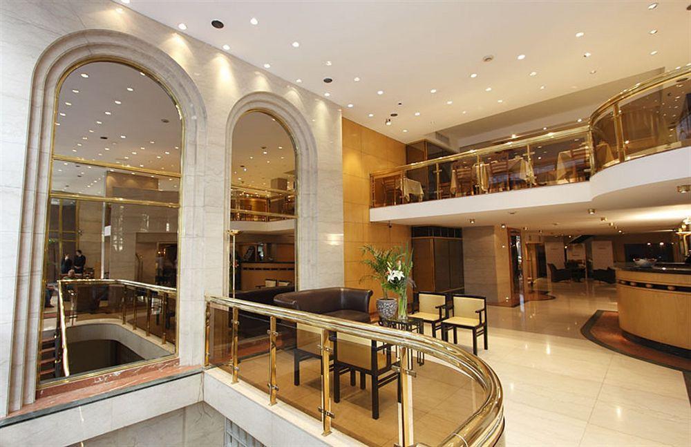 Dolmen Hotel
