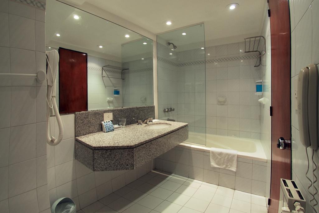Art Deco & Hotel 4*