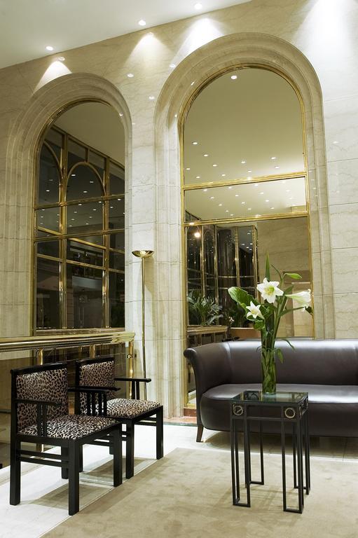 Dolmen Hotel 4*