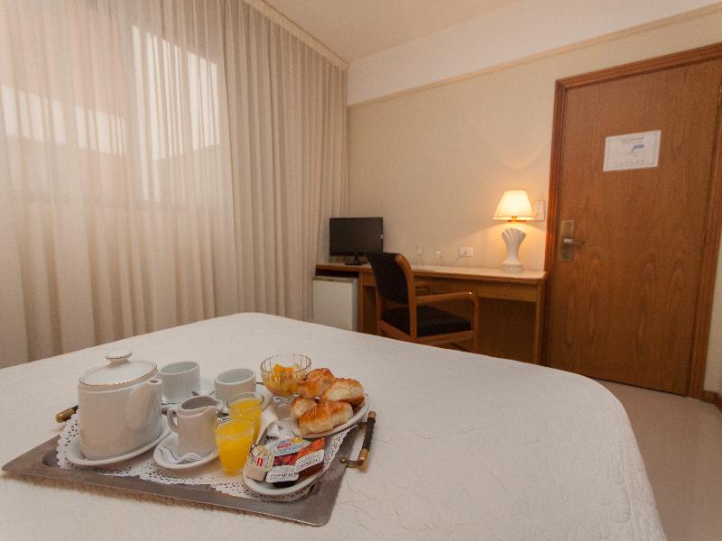 Hotel Cuatro Reyes